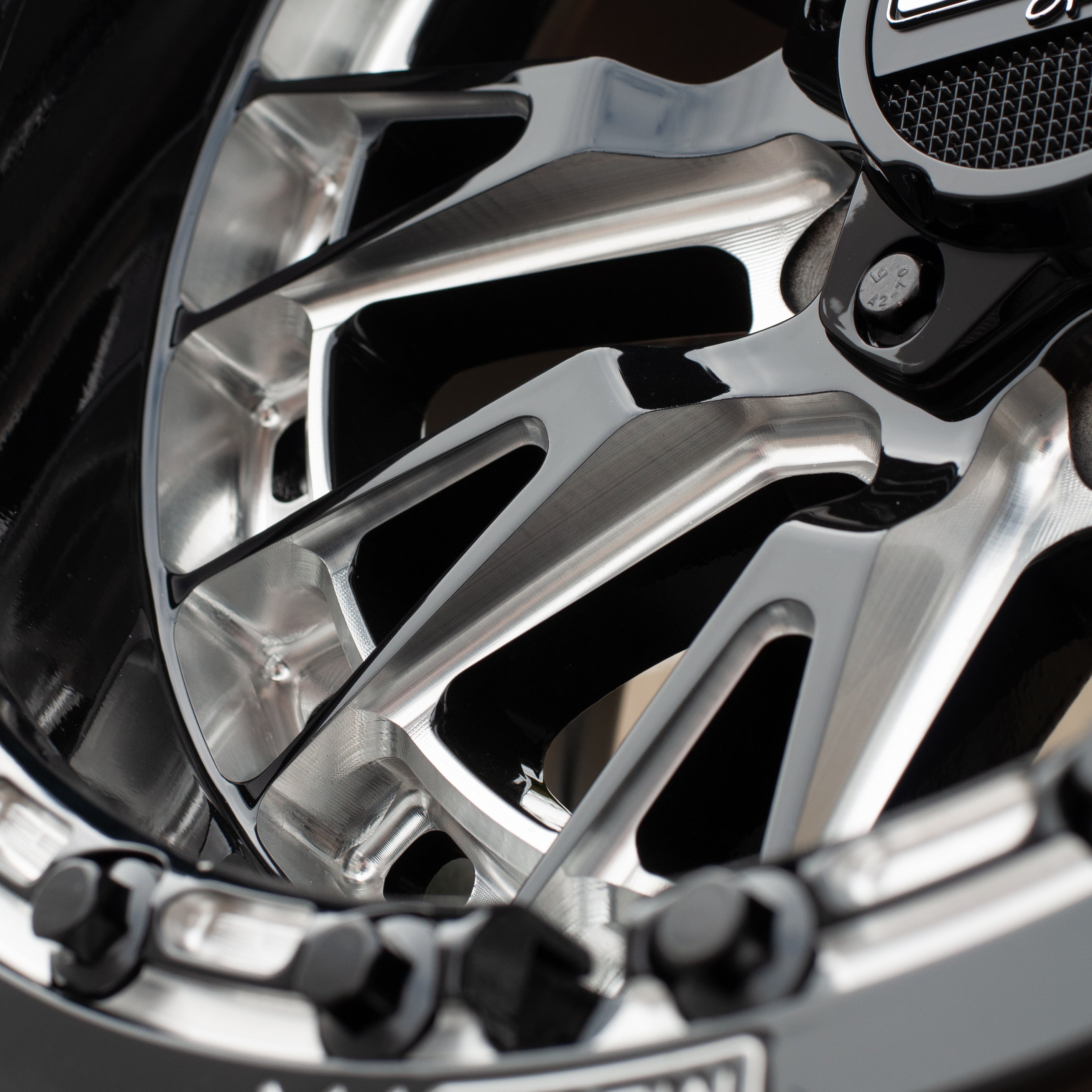 Slayer R Beadlock | Gloss Black Contrast Cut