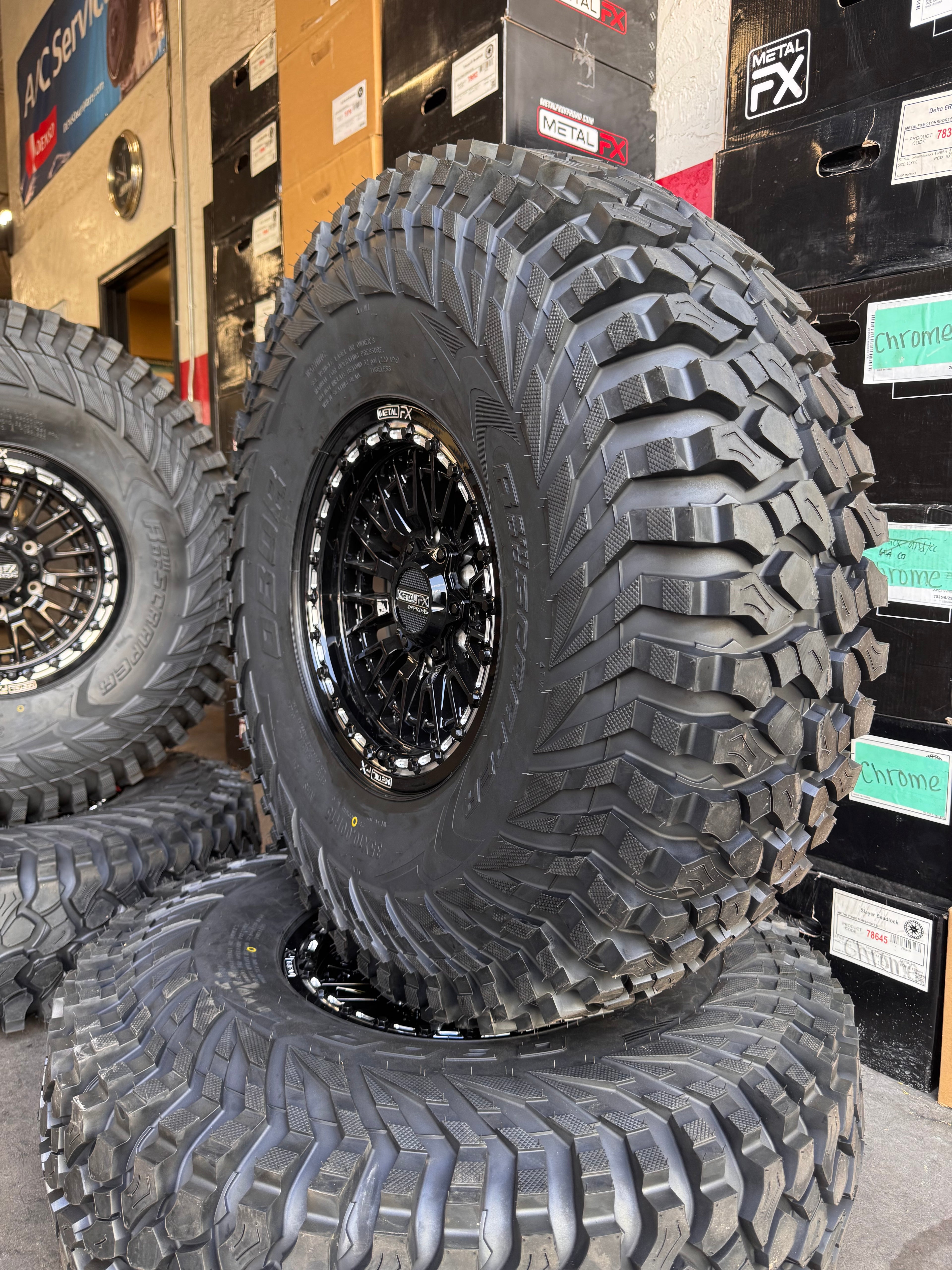CanAm Maverick R (6 Lug) set