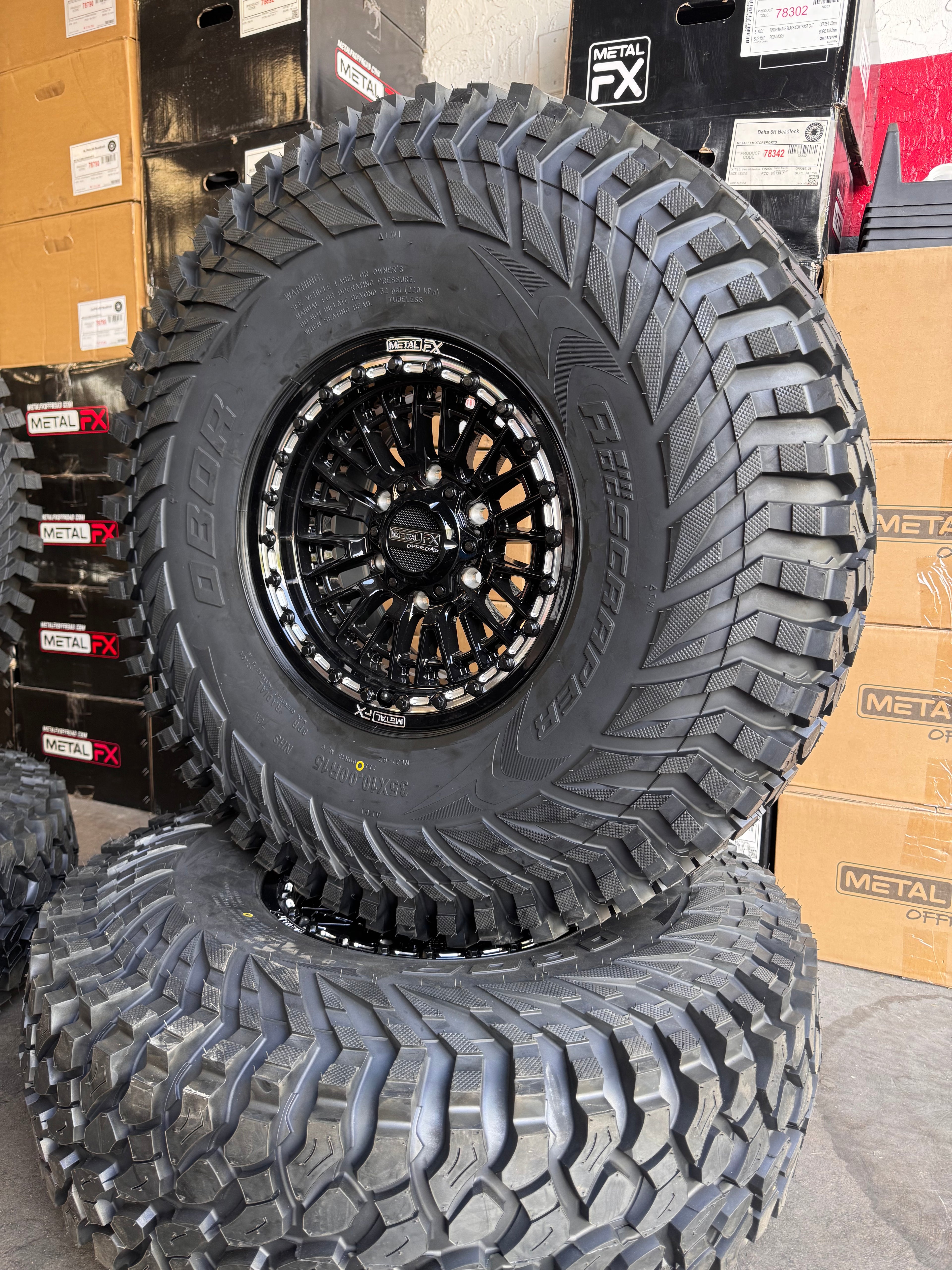 CanAm Maverick R (6 Lug) set