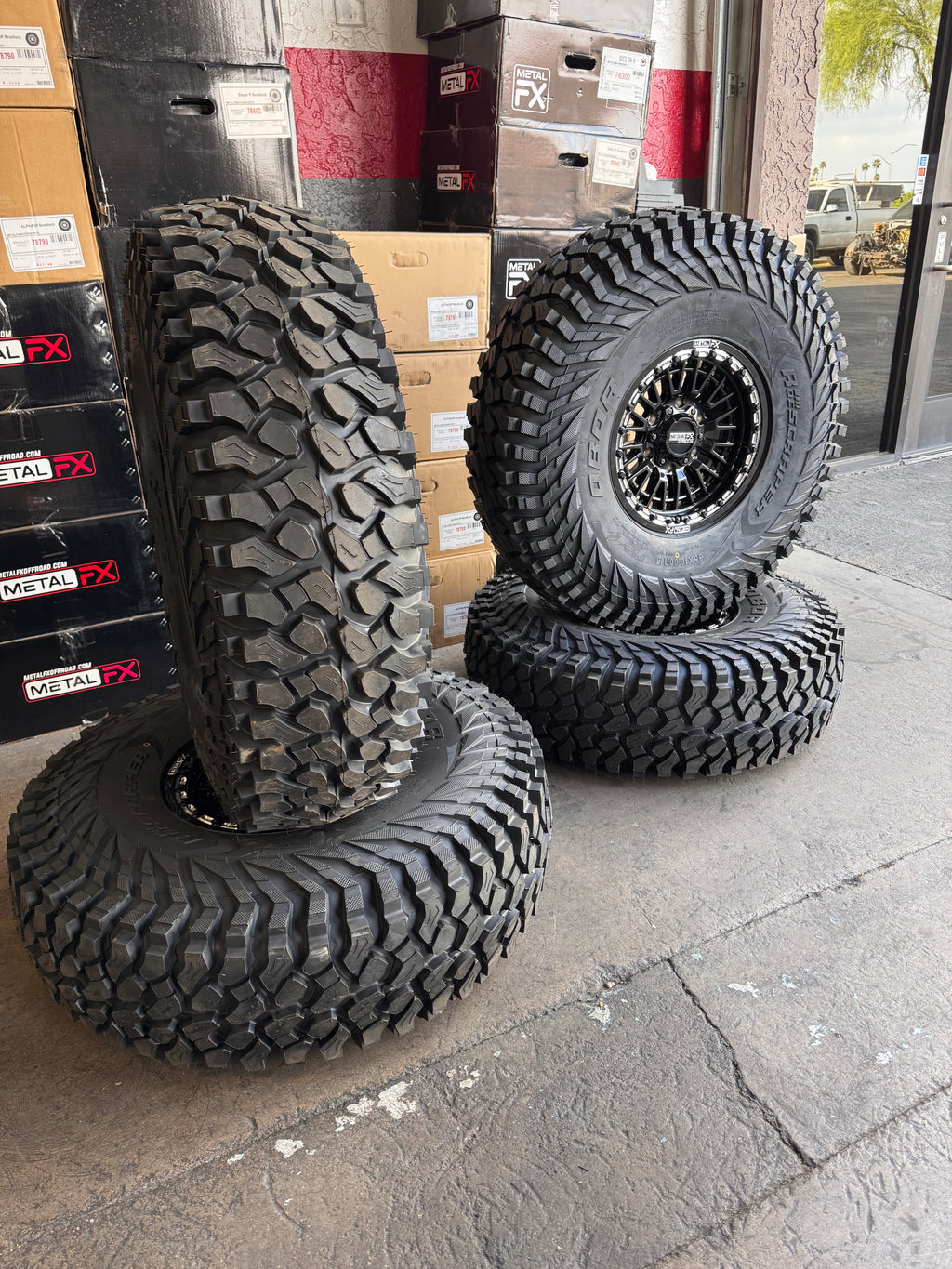 CanAm Maverick R (6 Lug) set