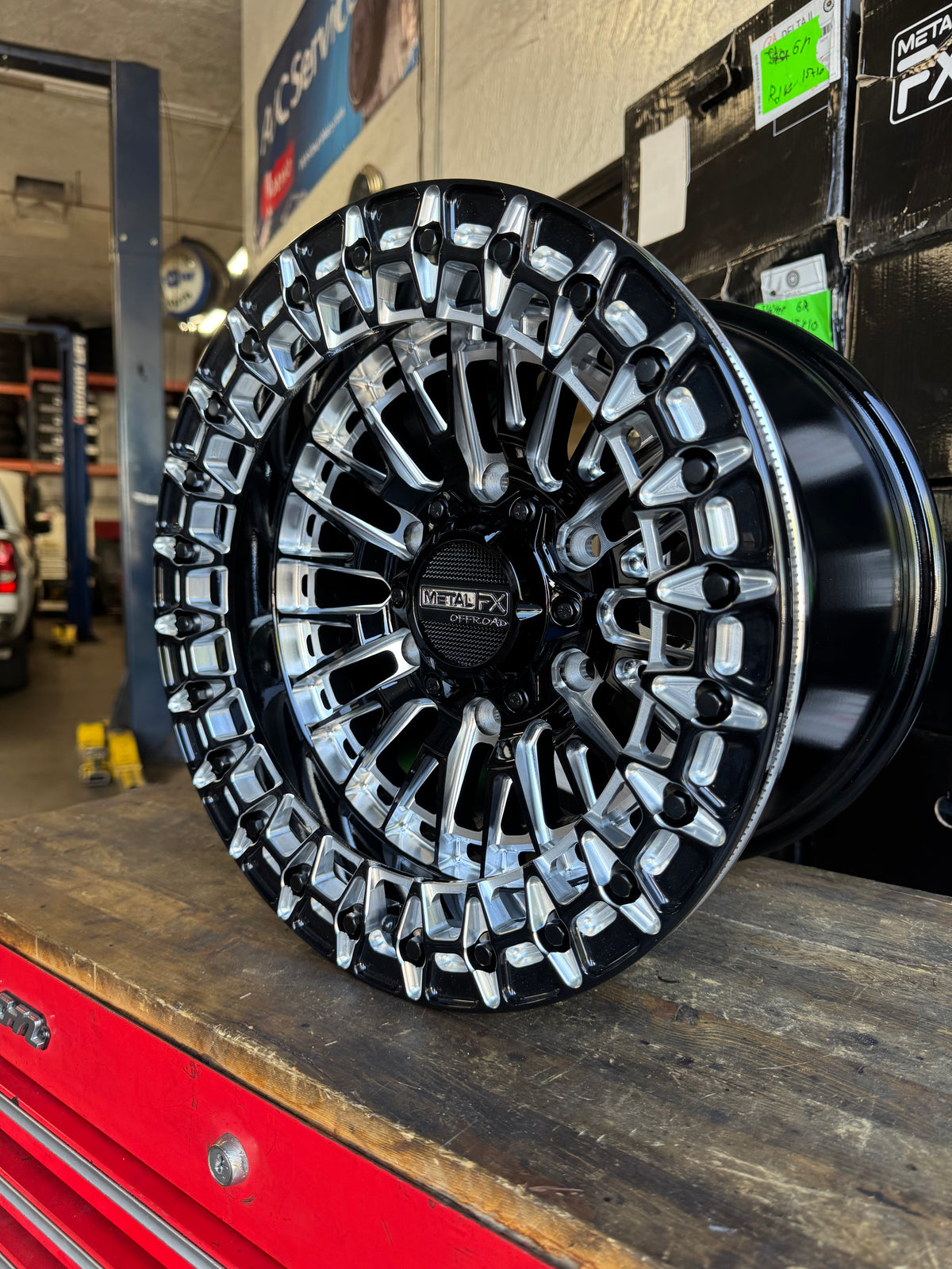 Slayer 6R 2.0 | Gloss Black / Contrast Cut