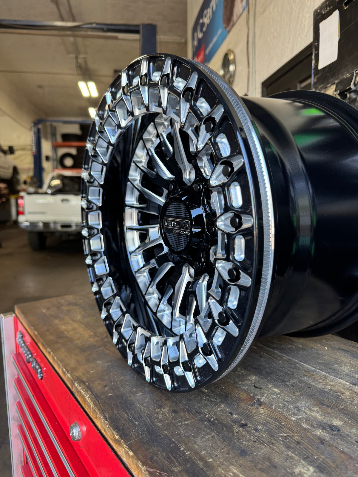 Slayer 6R 2.0 | Gloss Black / Contrast Cut